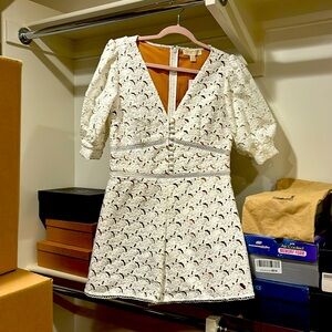 Michael Kors short jumper white lace very sturdy very well made